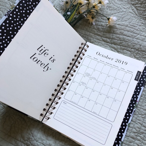 Baby Blue & Succulent 2019-2020 Planner - Picture 2 of 4